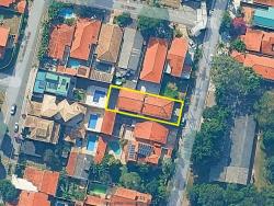 Casa de Rua (aberta) para Venda em Cotia - 2