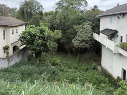 Venda em Golf Gardens - Carapicuíba