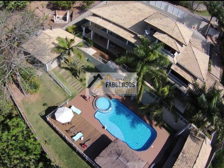 Casa, 5 quartos, 890 m² - Foto 1