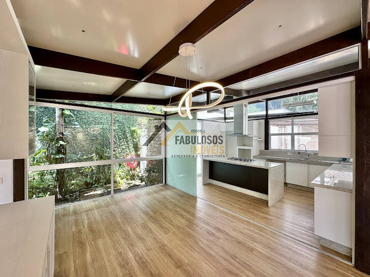 Casa, 3 quartos, 344 m² - Foto 37
