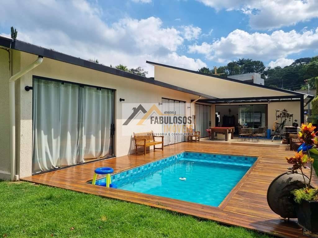 Casa, 3 quartos, 277 m² - Foto 1