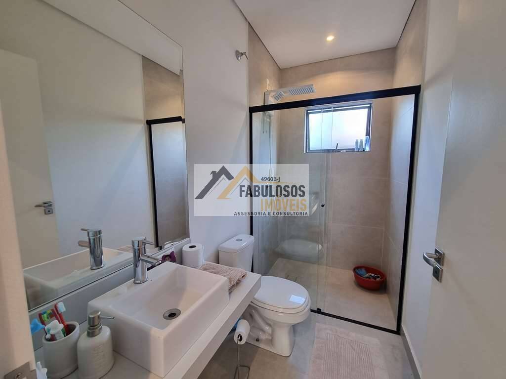 Casa, 3 quartos, 277 m² - Foto 30