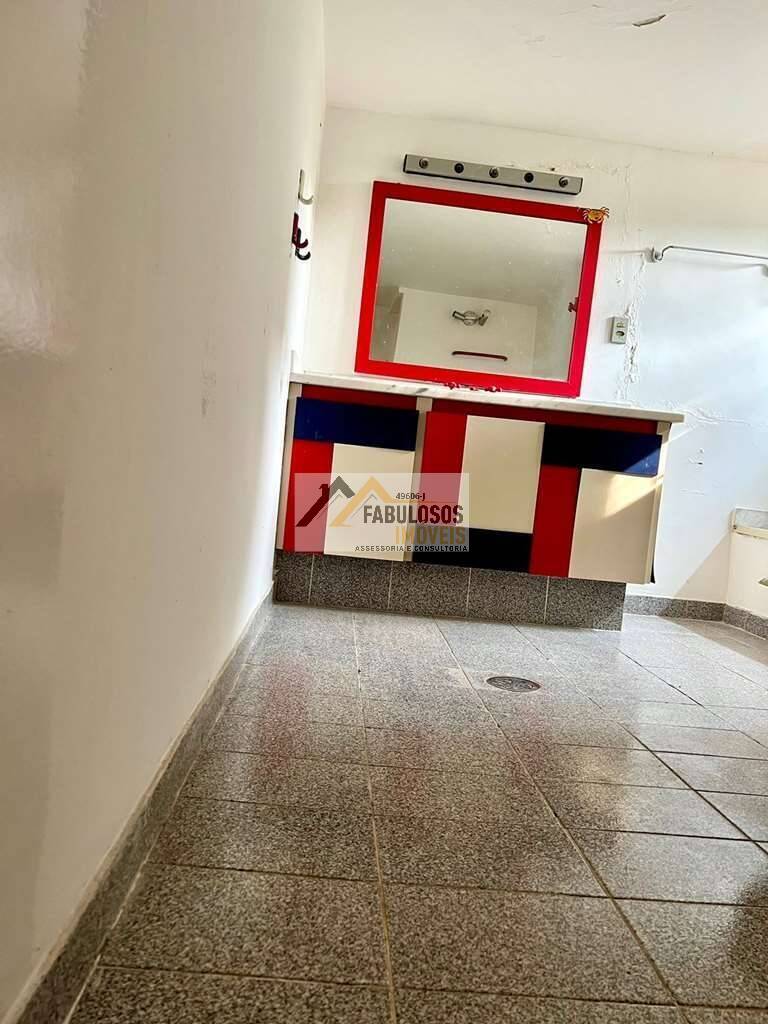 Casa, 4 quartos, 253 m² - Foto 50