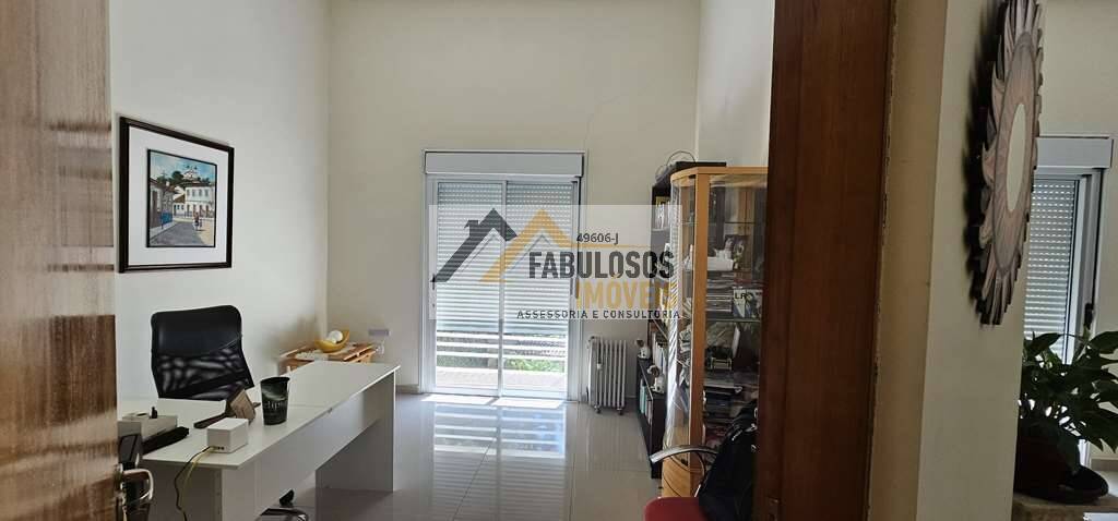 Casa, 3 quartos, 358 m² - Foto 28