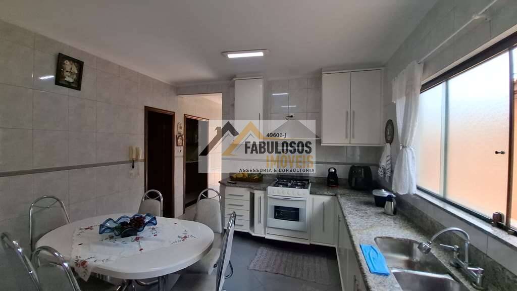 Casa, 3 quartos, 339 m² - Foto 15