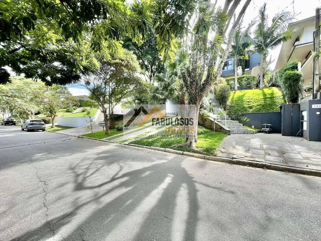 Casa à venda com 4 quartos, 380m² - Residencial Euroville,Carapicuíba
