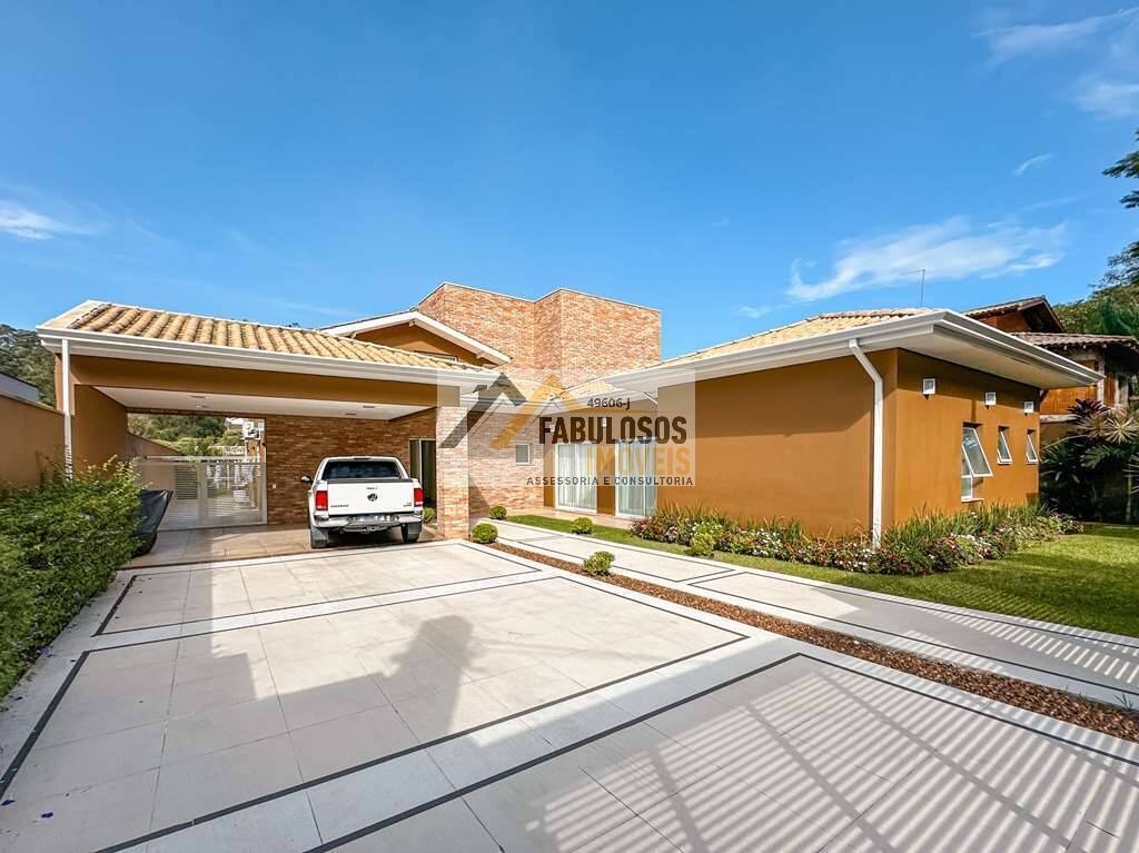 Casa à venda com 4 quartos, 545m² - Jardim Ipês,Cotia