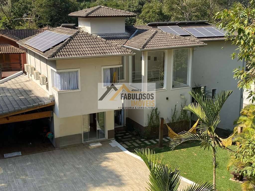 Casa à venda com 4 quartos, 483m² - Vilarejo,Carapicuíba
