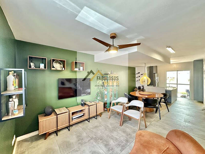 Casa à venda com 3 quartos, 102m² - Granja Viana,Cotia